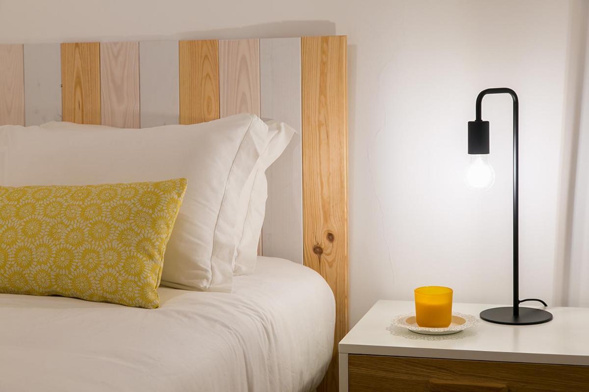 Lovelystay - Cozy 3Bdr Apartment In Estrela Lissabon Buitenkant foto