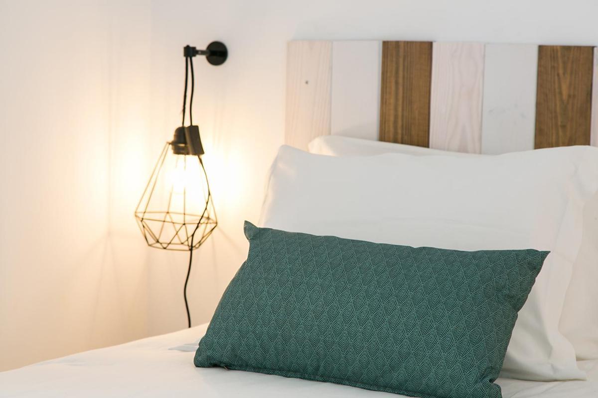 Lovelystay - Cozy 3Bdr Apartment In Estrela Lissabon Buitenkant foto
